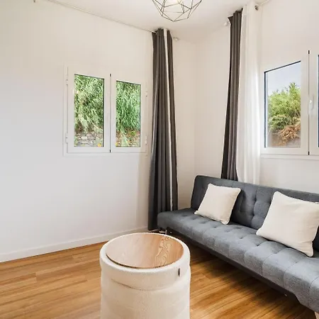 Guestready-charming Retreat With Patio & Views Casa de hóspedes Porto Moniz