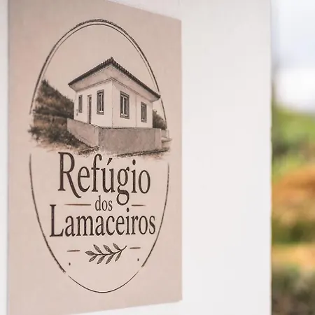 Vendégház Guestready-charming Retreat With Patio & Views